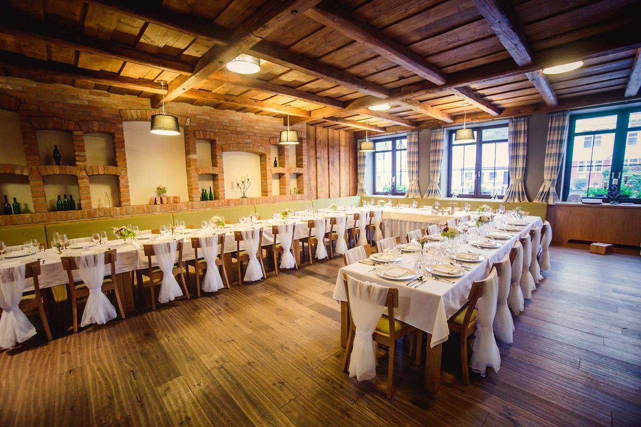 Hotel Lidovy Dum Bzenec Extérieur photo